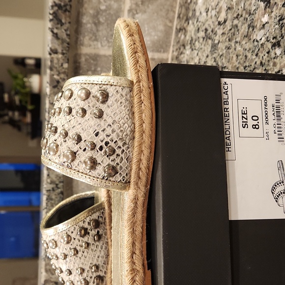 LANE SLIDES - Picture 6 of 8